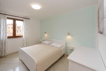 Apartmány s parkovištěm Rovinj - 25502