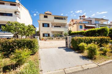 Apartments With Parking Space Rovinj - 25502 - Rovinj