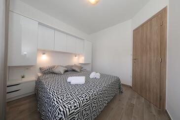 Apartmanok medencével Seline (Paklenica) - 25503
