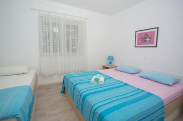 Apartamentos con parking Podgora, Makarska - 25507