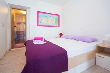 Apartamentos con parking Podgora, Makarska - 25507