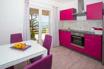 Ferienwohnungen mit Parkplatz Podgora, Makarska - 25507