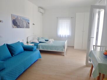 Apartamentos con parking Starigrad (Paklenica) - 25510