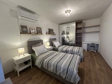 Будинок для відпочинку з паркуванням Долінці - Dolinci, Цріквеніца - Crikvenica - 25532