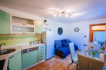 Appartements de style Robinson Crusoé avec le parking Veli Iz, Iz - 25533