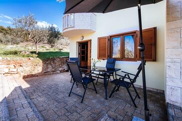 Appartements de style Robinson Crusoé avec le parking Veli Iz, Iz - 25533