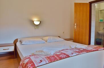 Апартаменти біля моря Баньол - Banjol, Раб - Rab - 25541