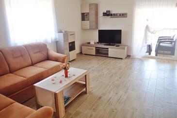 Apartamente cu parcare Starigrad (Paklenica) - 25547