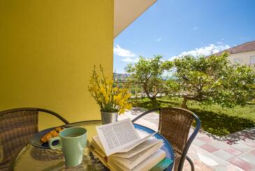 Apartmány s parkovištěm Stobreč, Split - 25554 Adriatic.hr