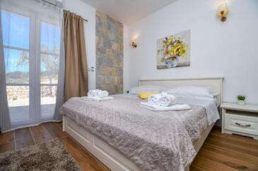 Familjehus med pool Vik Kalebova Luka, Rogoznica - 25561