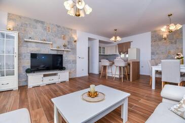 Familjehus med pool Vik Kalebova Luka, Rogoznica - 25561