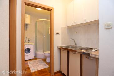 Apartments with parking space Slatine, Čiovo - 2566