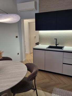 Apartments by the sea Lopar, Rab - 25689