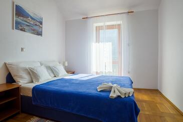 Vakantiehuis met parkeerplaats  Podaspilje, Omis - 25690