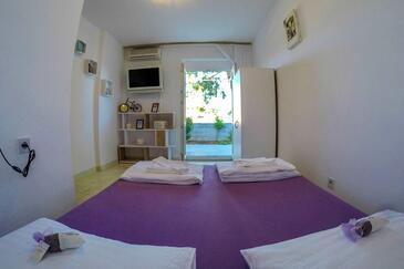 Apartmani s parkingom Slatine, Čiovo - 2570