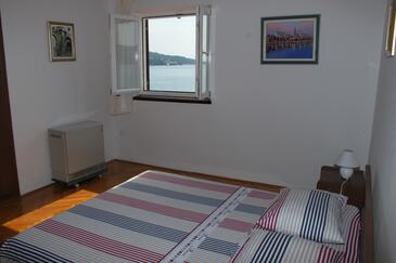 Apartmani uz more s bazenom Seget Vranjica, Trogir - 2571