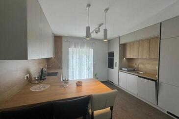 Třípokojový apartmán Zadar (A-25718-a)