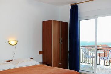 Apartments by the sea Podaca, Makarska - 2575