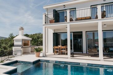 Family friendly house with a swimming pool Maslinica, Šolta - 25815 Adriatic.hr