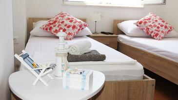 Casa de vacaciones con piscina Zrnovnica, Split - 25817
