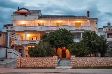 Апартаменты у моря Кустичи - Kustići, Паг - Pag - 25819 Adriatic.hr