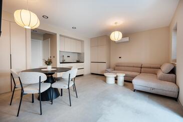 Apartamenty z parkingiem Makarska - 25823