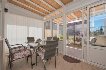Apartamentos con parking Makarska - 25826