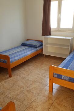 Appartamenti robinsoniani accanto al mare Baia Jedra, Lesina - Hvar - 2583