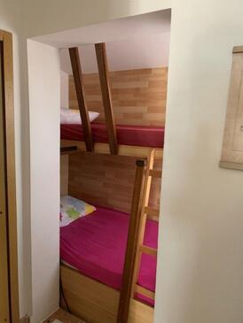 Apartmani uz more Rogoznica - 25832