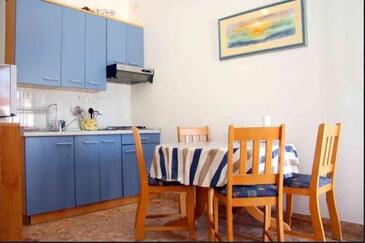Apartmani uz more Rogoznica - 25832