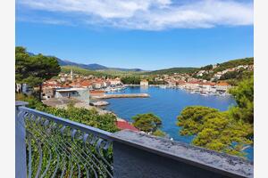 Двокімнатні апартаменти Єлса - Jelsa, Хвар - Hvar (A-25835-a(