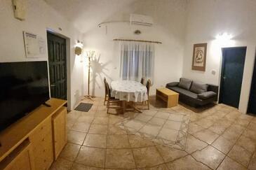 Апартаменти біля моря Єлса - Jelsa, Хвар - Hvar - 25835