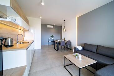 Ferienwohnungen mit Pool Lopar, Rab - 25837