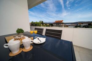2-Zimmer-Ferienwohnung Lopar 2-Zimmer-Ferienwohnung Lopar, Rab (A-25837-c(