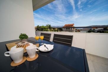 Ferienwohnungen mit Pool Lopar, Rab - 25837