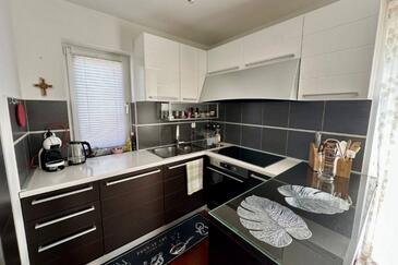 Apartmaji s parkingom Dramalj, Crikvenica - 25842