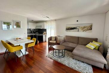 Apartmaji s parkingom Dramalj, Crikvenica - 25842 Adriatic.hr