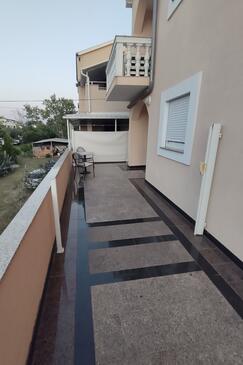 Appartamenti accanto al mare Torrette - Turanj, Biograd - 25849
