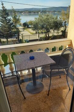 Apartamente lângă mare Turanj, Biograd - 25849