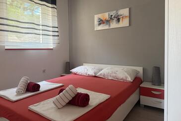 Apartamentos con parking Smokvica Krmpotska, Novi Vinodolski - 25855