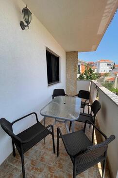 Ferienwohnungen mit Parkplatz Businci, Ciovo - 25931