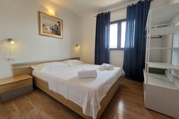 Apartamentos con parking Businci, Ciovo - 25931