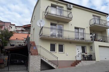 Apartments with parking space Senj - 25932 Adriatic.hr