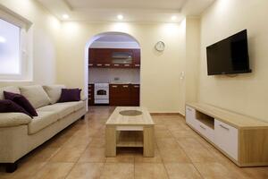 Driekamerappartement Pirovac Driekamerappartement Pirovac, Sibenik (A-25939-a(
