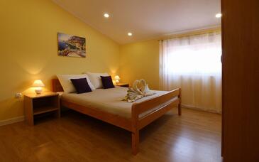 Appartementen met parkeerplaats Pirovac, Sibenik - 25939