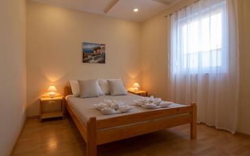 Appartementen met parkeerplaats Pirovac, Sibenik - 25939