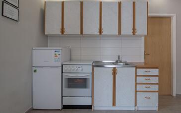 Lejlighedens parkeringsplads Pirovac, Sibenik - 25939