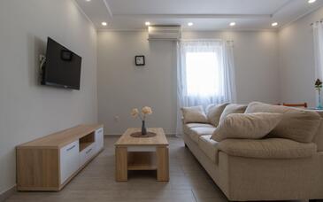 Appartementen met parkeerplaats Pirovac, Sibenik - 25939