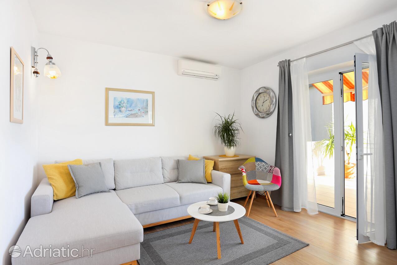 A-2594-b - Alloggi privati - Appartamenti accanto al mare Podgora, Macarsca - Makarska