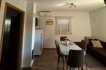 Apartmány s parkoviskom Nin (Zadar) - 25940